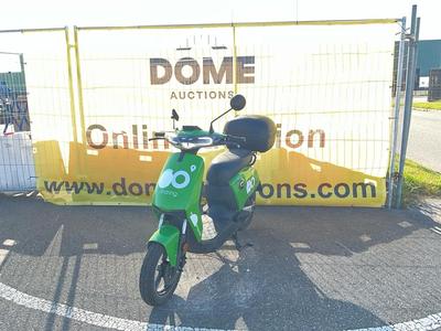 Overzichtsfoto van Super SOCO CUx Elektrische Scooter